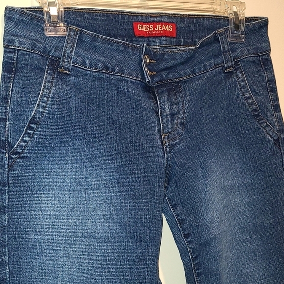 Guess Jeans - Picture 4 of 5